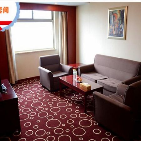 Beijing Spring Hotel Exterior foto